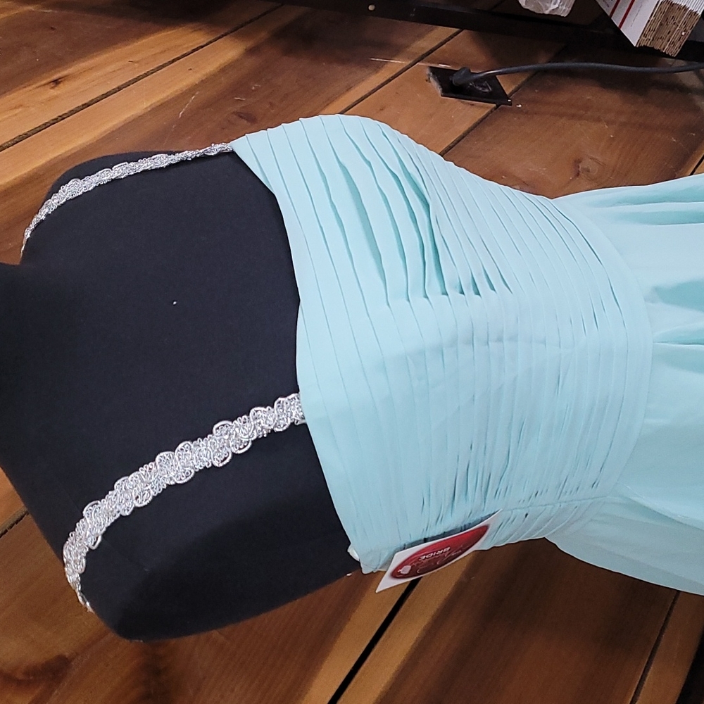 NEW! Allure Prom / Formal Mint Long Dress - Picture 2 of 9